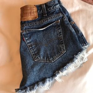 Cut off Levi’s